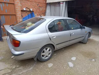 Nissan Primera 1999