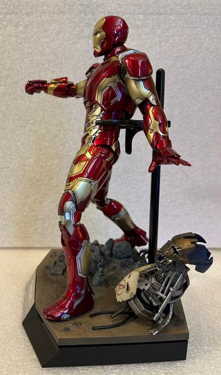 Figura 1/6 Iron Man Mark XLIII Hot Toys