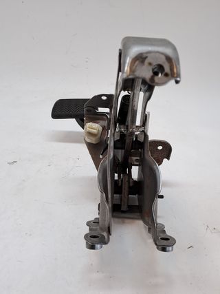 PEDAL FRENO LEXUS NX