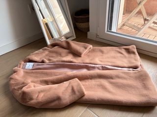 Abrigo peluche rosa palo Mango Talla S