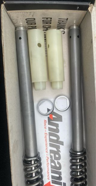 Cartuchos horquilla originales Aprilia RS660