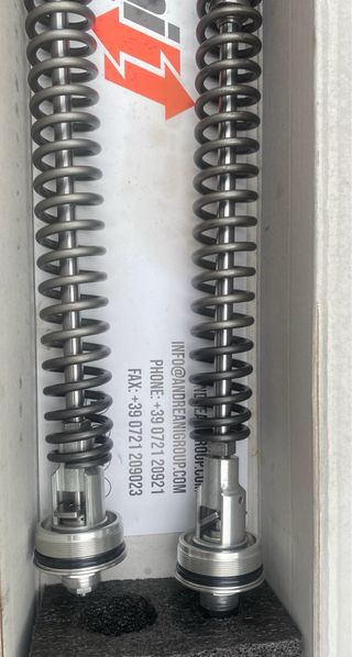 Cartuchos horquilla originales Aprilia RS660