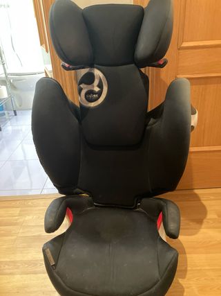 Sillita de coche Cybex negra