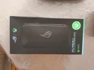 Xbox ROG Ally X + Cargador y Funda Originales