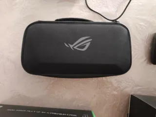 Xbox ROG Ally X + Cargador y Funda Originales
