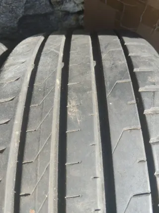 Neumáticos 235/55 R17 103W