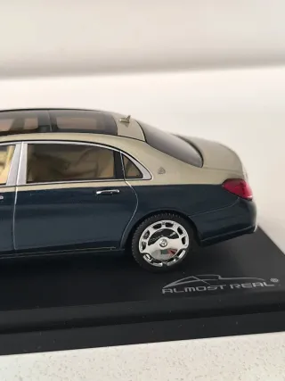 Almost Real 1/43 Mercedes Maybach