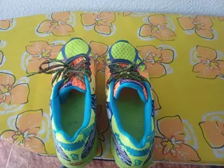 Zapatillas ASICS GEL-NOOSA TRI 9 Multicolor
