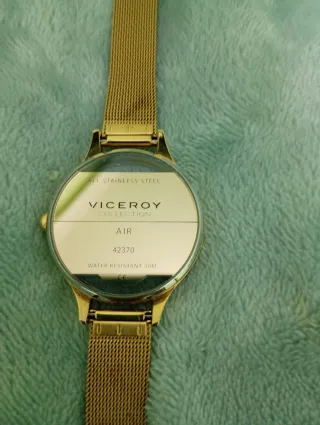 Reloj Viceroy Dorado Mujer