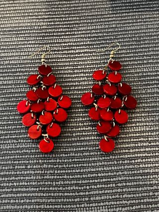 Pendientes rojos para feria y eventos