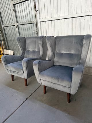 Pareja de sillones grises de terciopelo