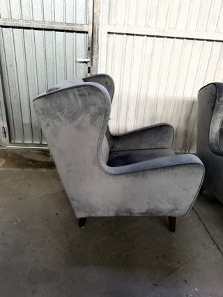Pareja de sillones grises de terciopelo
