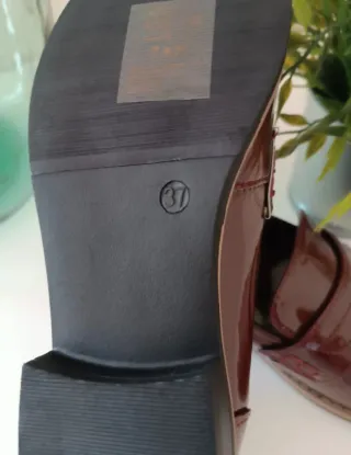 Zapatos Venca Burdeos Charol