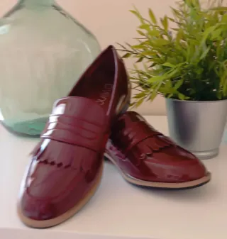 Zapatos Venca Burdeos Charol