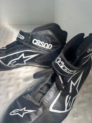 Zapatos Alpinestars nº 42 Negros + regalo guantes