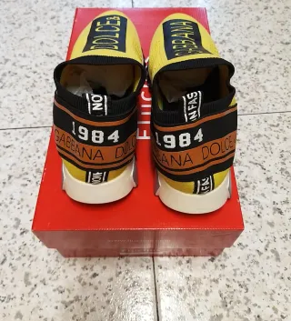 Zapatillas D-G Amarillas y Negras