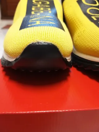 Zapatillas D-G Amarillas y Negras