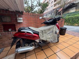 Yamaha Xmax 250cc Moto Scooter Automática