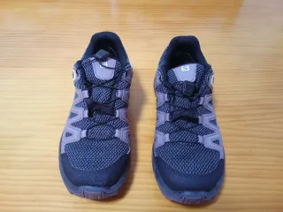 Zapatillas Salomon Montaña Negro/Morado