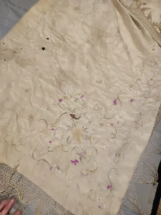 Manton Manila Antiguo Beige