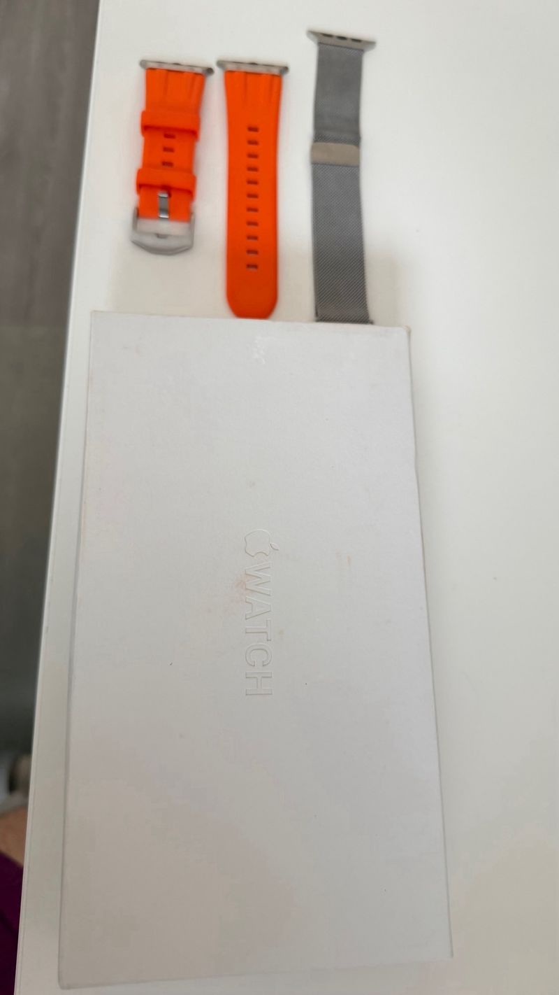 Apple Watch Ultra con correas naranja y más afbeelding 9