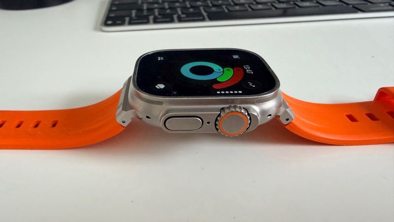 Apple Watch Ultra con correas naranja y más afbeelding 4