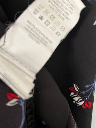 Blusa negra floral Talla XL-L