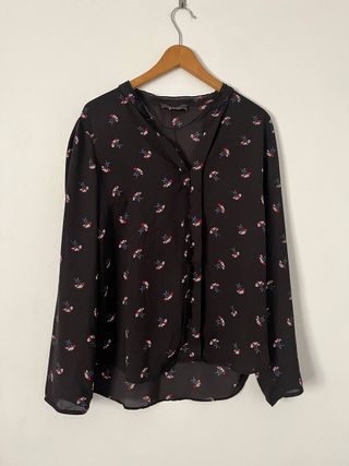 Blusa negra floral Talla XL-L