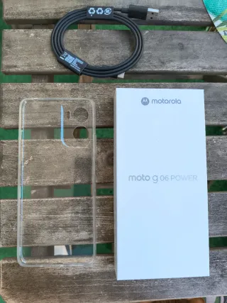 Motorola Moto G06 Power NUOVO con custodia nuova