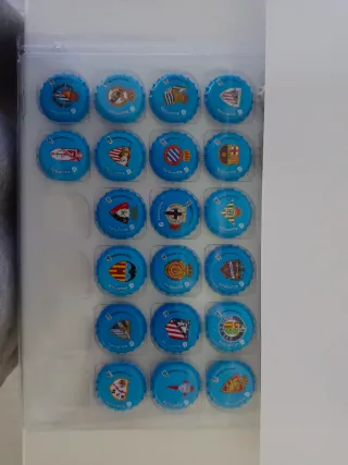 Lote 24 Tapones Aquarade Fútbol 2013