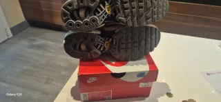 Nike Air Max Plus 38,5 Beige/Gris