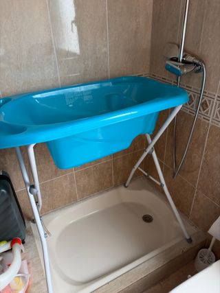 Bañera bebé azul con soporte plegable