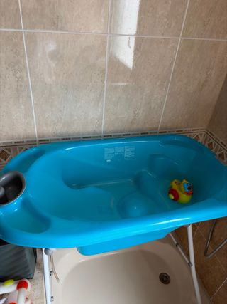 Bañera bebé azul con soporte plegable