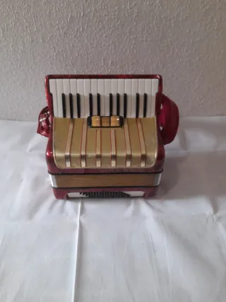 Acordeón Hohner Student IV 40 bajos