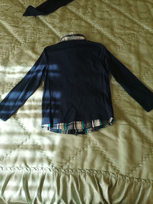 Camiseta niño cuello polo estampado coche