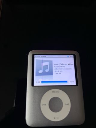 Apple iPod Nano 3ª Gen 4GB Plata