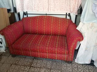 Sofá y 2 sillones estilo clásico