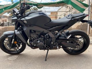 Yamaha MT-09 2024 Negra