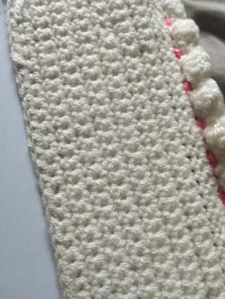 Funda coquette de crochet hecha a mano