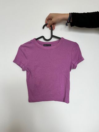 Camiseta Bershka Morada Talla XS