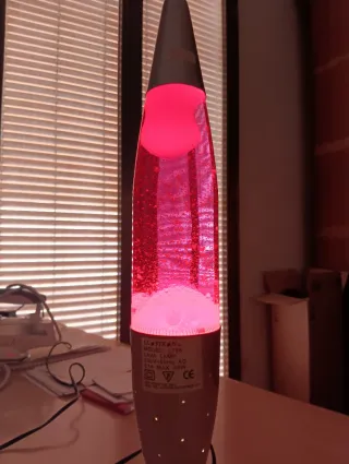 Lámpara Lava Roja