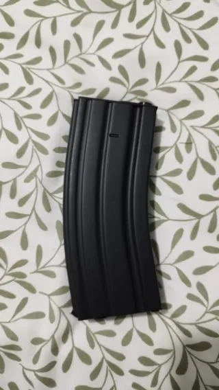 Cargador M4 Hi-Cap Metálico Airsoft