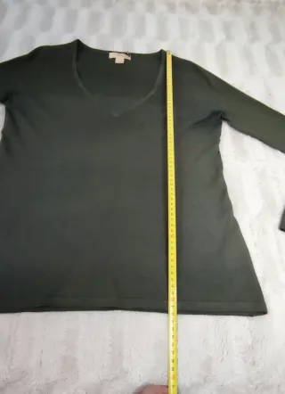 Jersey verde canalé cuello pico Talla L