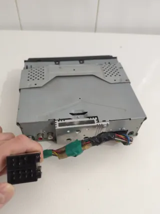 Magnifica Radio de Coche: Kenwood KDC-BT500U