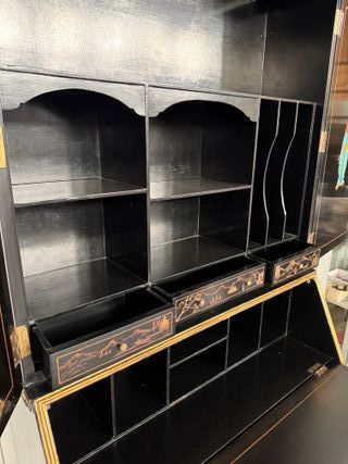 Vitrina antigua estilo oriental RESTAURADO