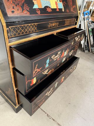 Vitrina antigua estilo oriental RESTAURADO