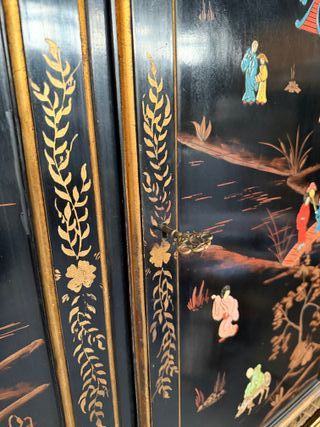 Vitrina antigua estilo oriental RESTAURADO