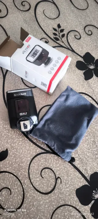 Viltrox JY610 II Speedlite Flash