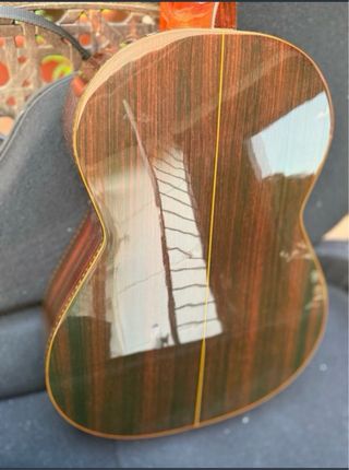 Guitarra Admira Carmen sin usar