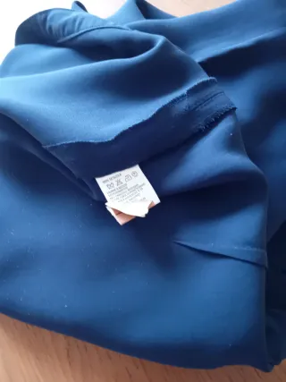 Abito elegante blu con perline